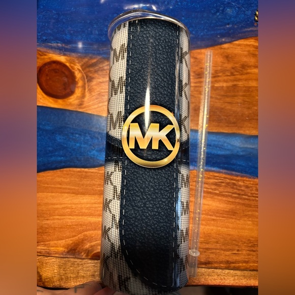 Michael Kors Black and White Belt with Gold Logo - Picture 1 of 6